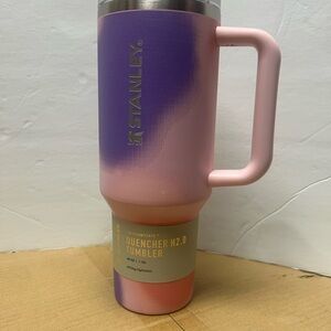 Rainbow 40 Oz Stanley